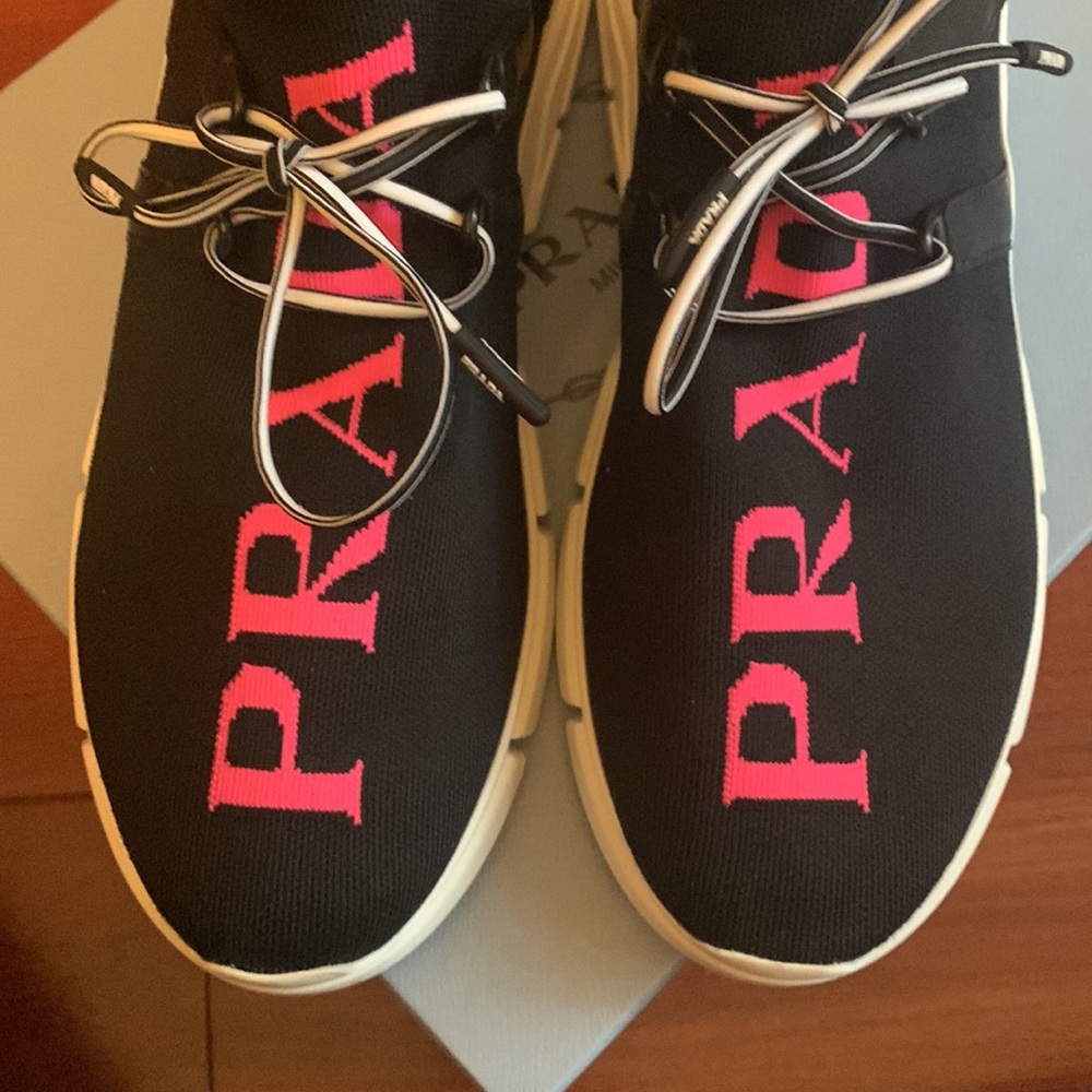 Prada sneaker - Picture 5 of 9